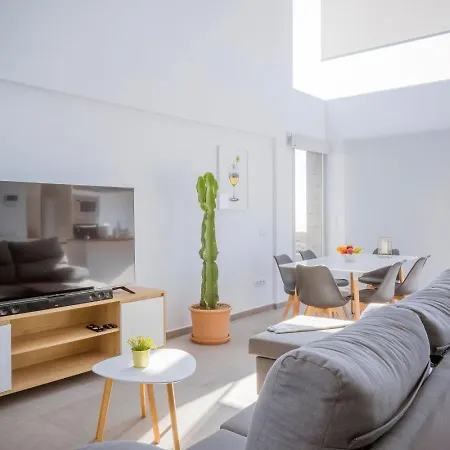 Nueva: Casa La Hondura Holiday home *