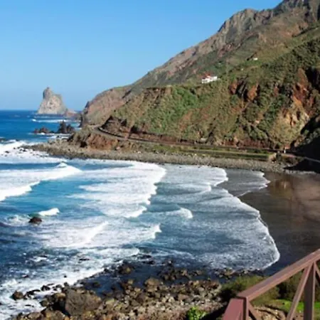 Nueva: Casa La Hondura Hébergement de vacances *